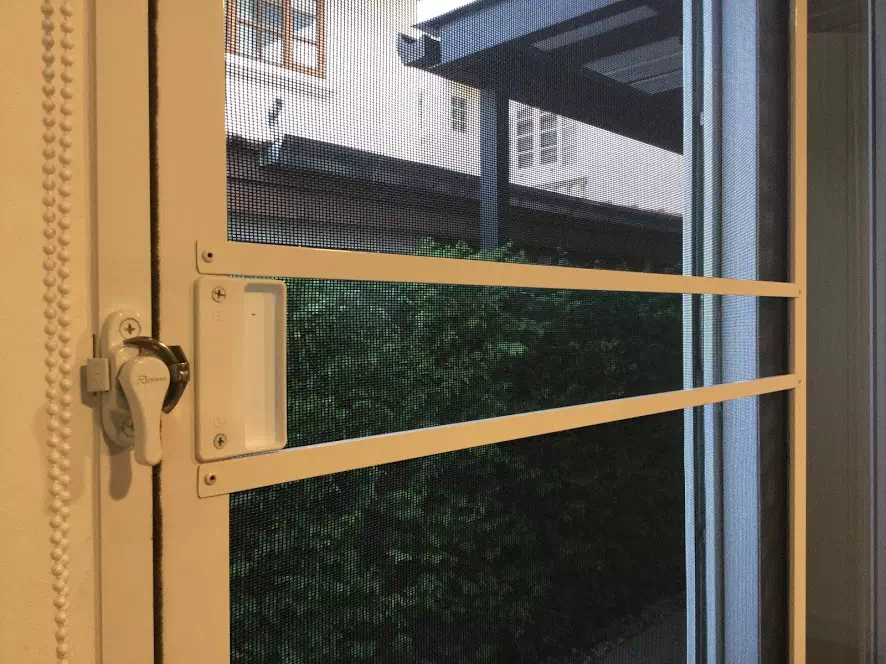 มุ้งกันหมา,มุ้งกันแมว